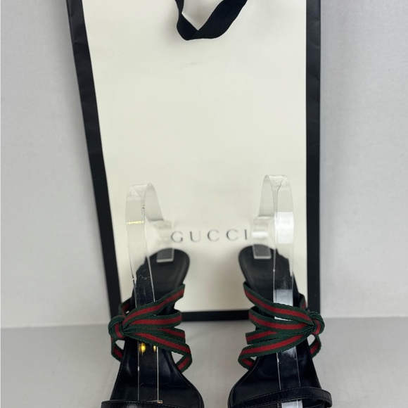 Gucci Black Red/Green Sandals with Multi-Strap Design Size 38. - Picture 3 of 15
